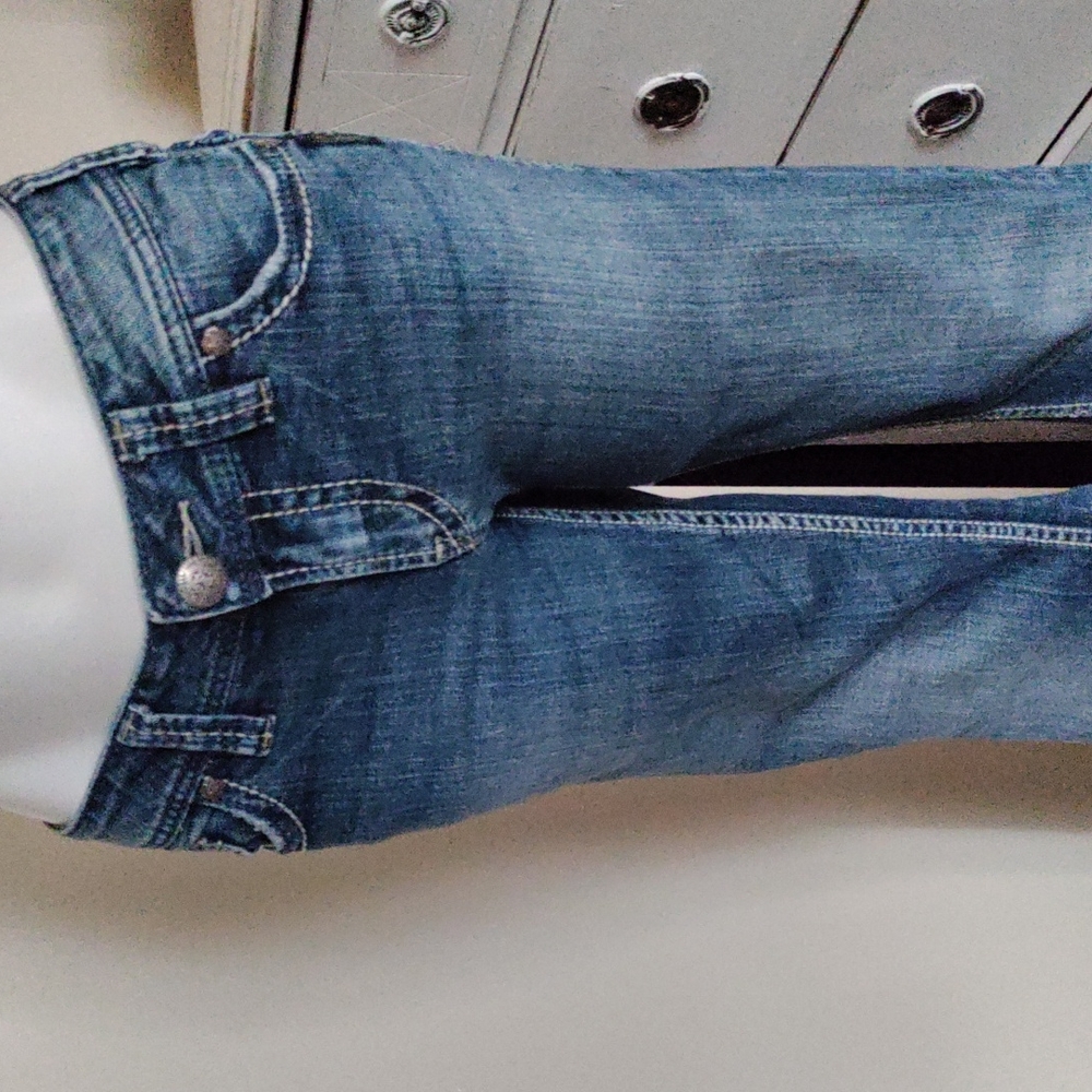 Silver Jean's - Picture 3 of 13